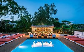 Hotel La Tartane Saint-Tropez
